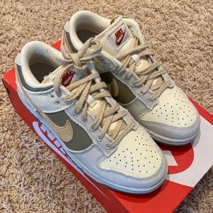 Brand new dunks